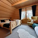 Plazowka Bialczanska Bed & Breakfast 3*