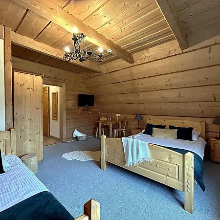 Bed & Breakfast Plazowka Bialczanska *